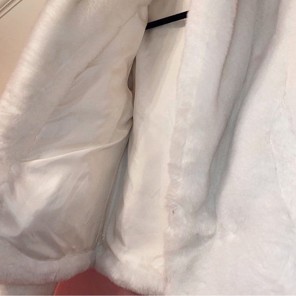 White Faux Fur Coat Jacket Coat Pocket Large 12 14 INC International Concepts - Picture 4 of 12